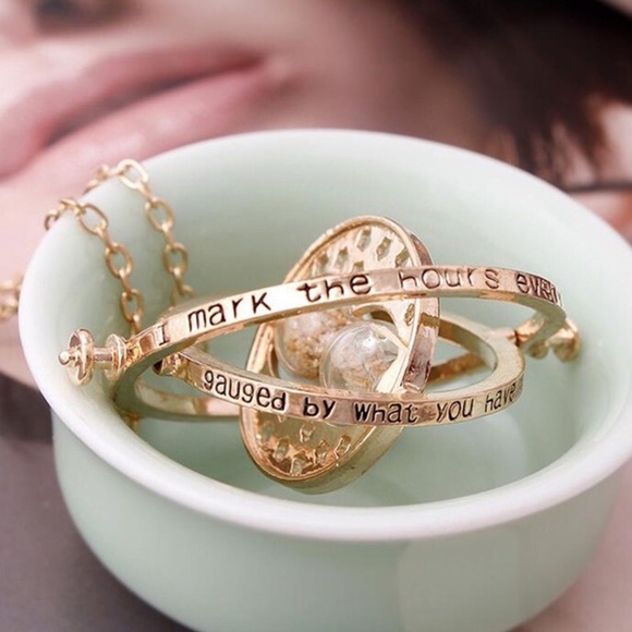 Harry Potter Gold Time Turner Sand Hourglass Pendant Necklace - Picture 2 of 10
